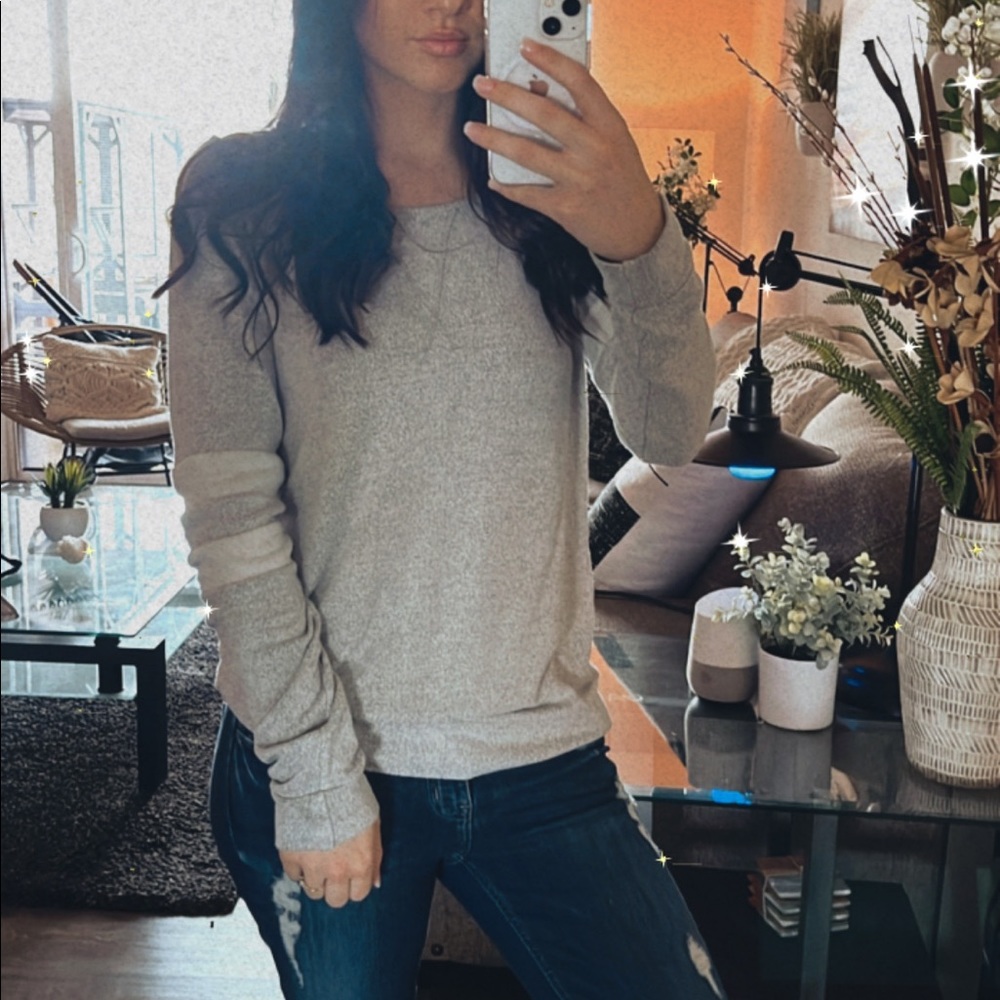 Catalina Scoop Neck Long Sleeve Knit Top